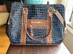 New Samantha Brown brand large travel bag tote navy croc-embossed design